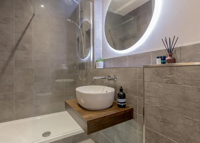 Bohemian Luxury In The Heart Edinburghs Leith District * Edinburgh