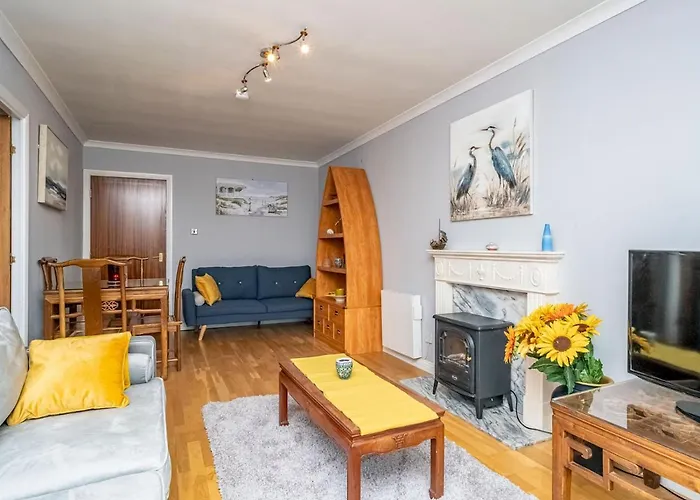 Apartment Stunning Flat With Sea View And Parking - Pass The Keys Edinburgh