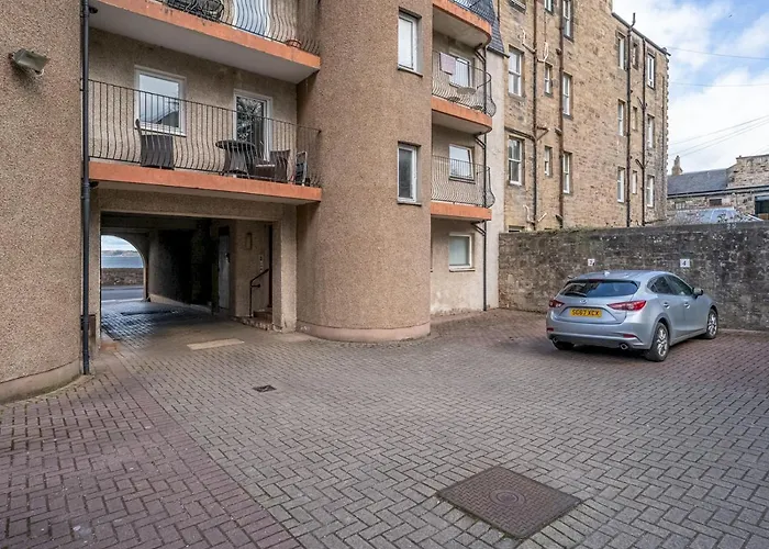 Apartment Stunning Flat With Sea View And Parking - Pass The Keys Edinburgh