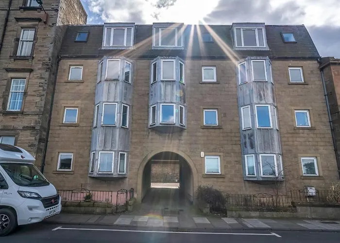 Apartment Stunning Flat With Sea View And Parking - Pass The Keys Edinburgh