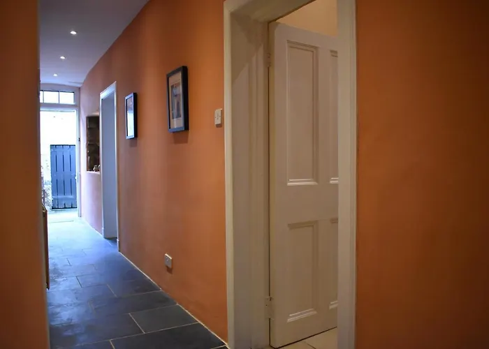 Apartment West End *