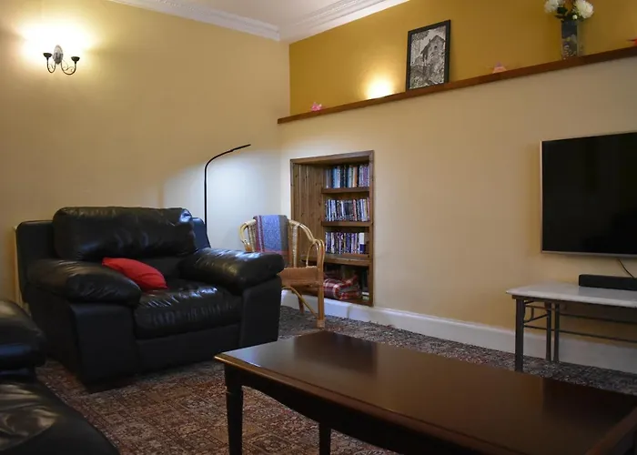 West End Apartment Edinburgh