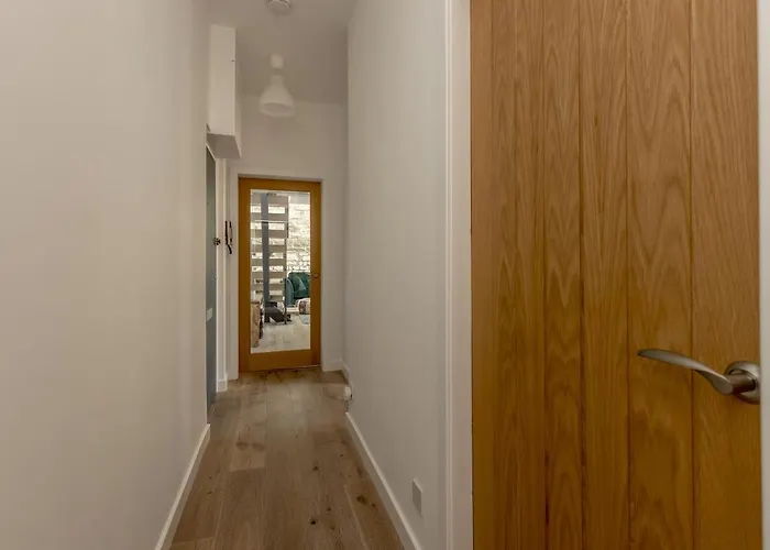 2bd Loft Style - - Free Parking - Pass The Keys * Edinburgh