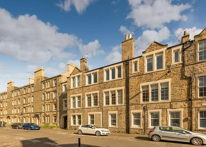 2bd Loft Style - - Free Parking - Pass The Keys شقة