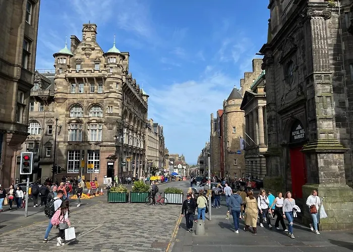 Royal Mile Mansions 2 Bedroom - Centre