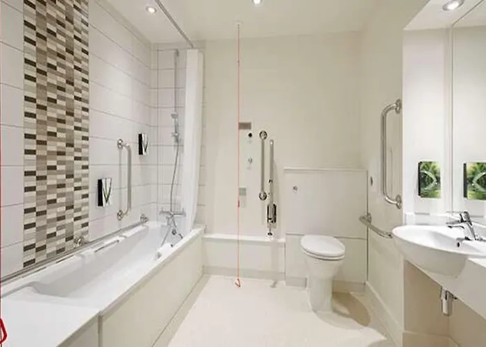 Premier A1 - Newcraighall 3*