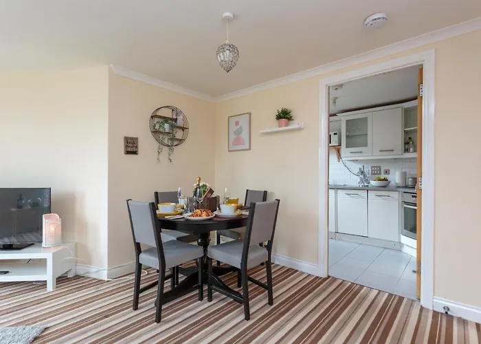 Apartment Ocean Way In Leith