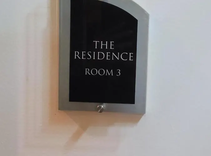 The - No 8 Guest house