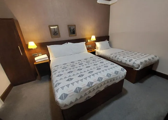 House 3*