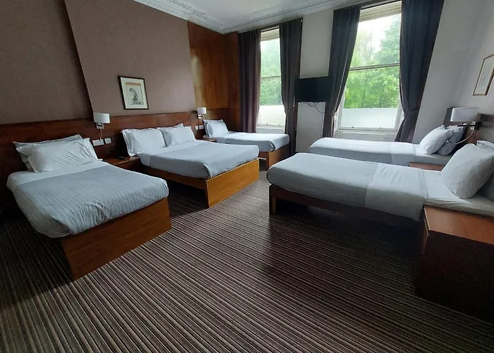 Hotell House 3*