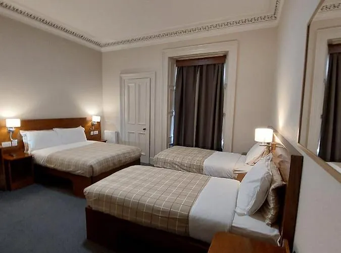 House 3*