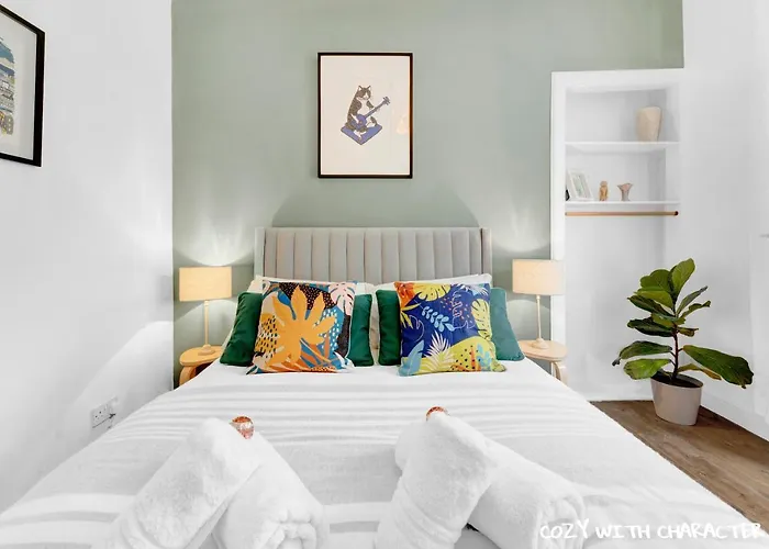 Apartment Cozy With Character Cochrane At Leith Links Park *