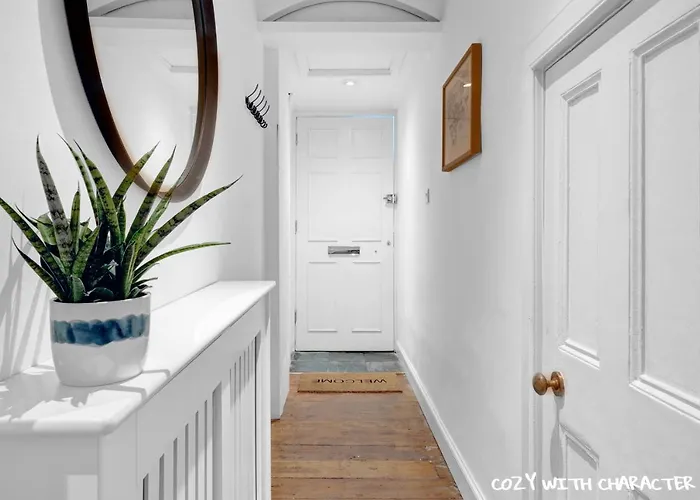 Apartment Cozy With Character Cochrane At Leith Links Park *