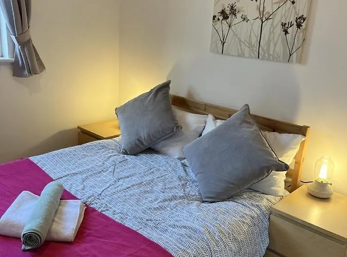 شقة Bright 2 Bedroom -