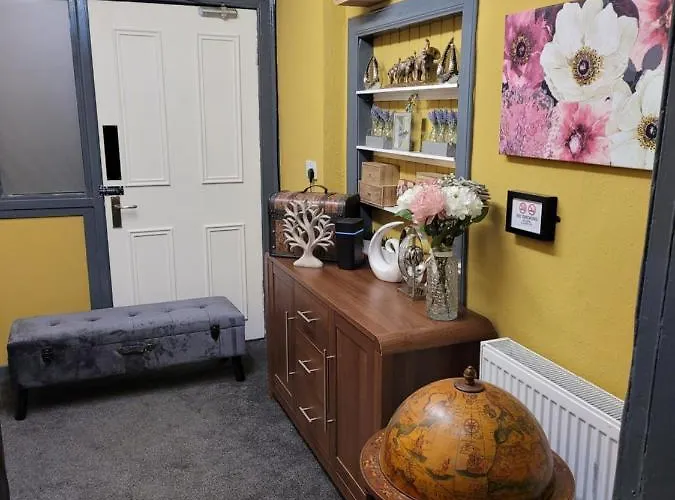 The - No 8 Edinburgh