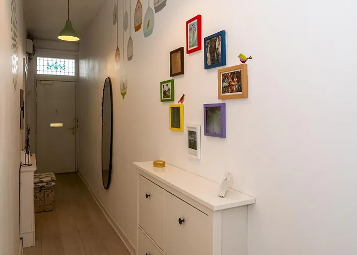 Spacious Flat At Royal Mile - Pass The Keys *