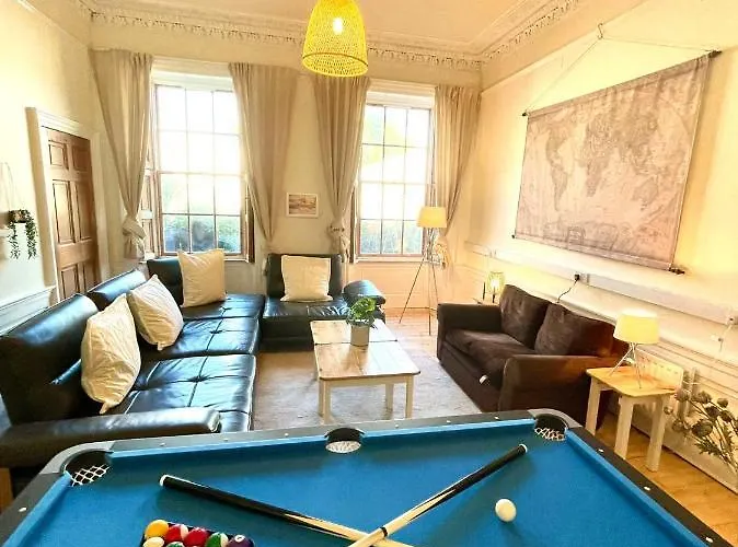 Newington House * Edinburgh
