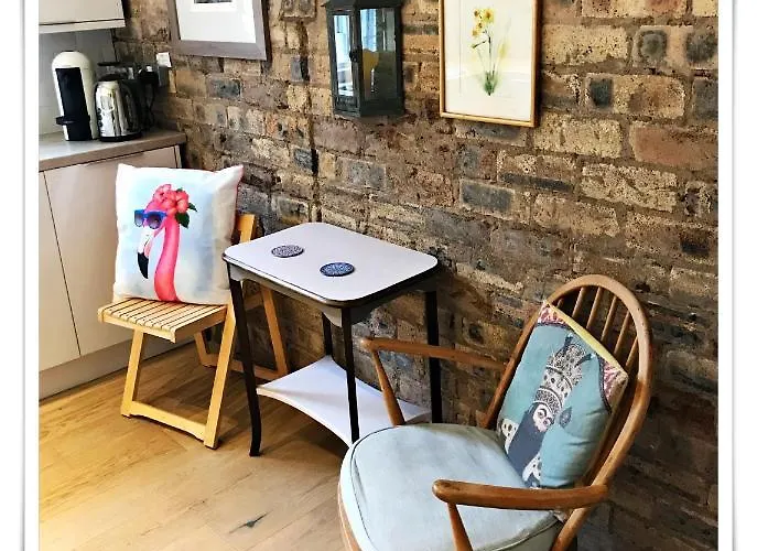 Spacious And Modern 2 Bedroom Flat Near The Centre إدنبرة