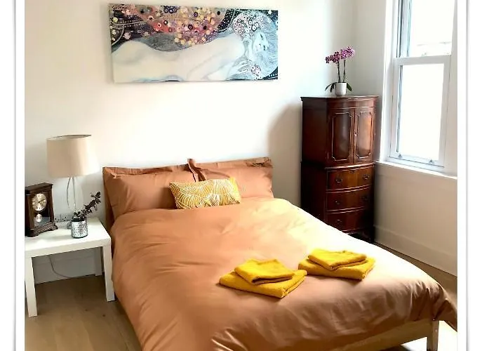 Lejlighed Spacious And Modern 2 Bedroom Flat Near The Centre *