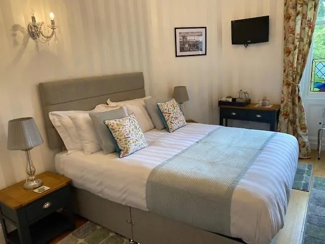 The Hedges 5*