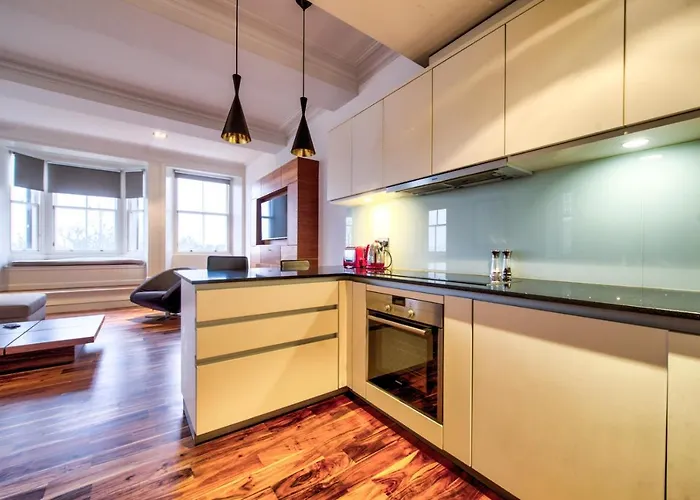 Sumptuous 2br Next To Castle! * Edinburgh