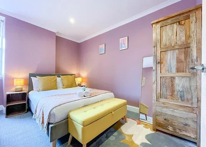 Appartamento Lively & Energetic 2br On The Royal Mile Edimburgo