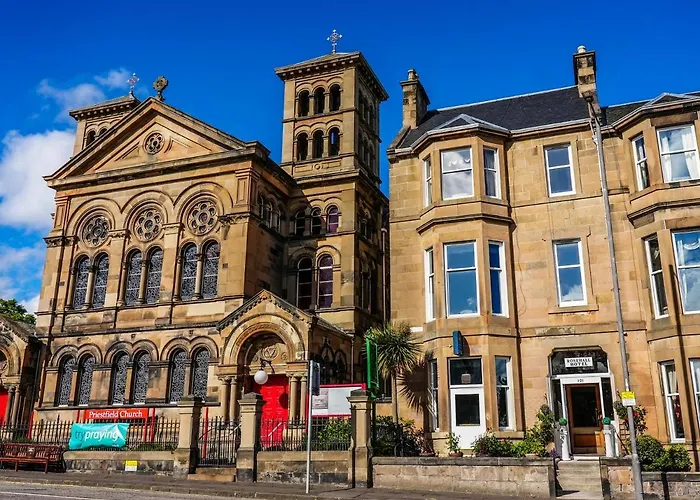 Rosehall Guest house 4*