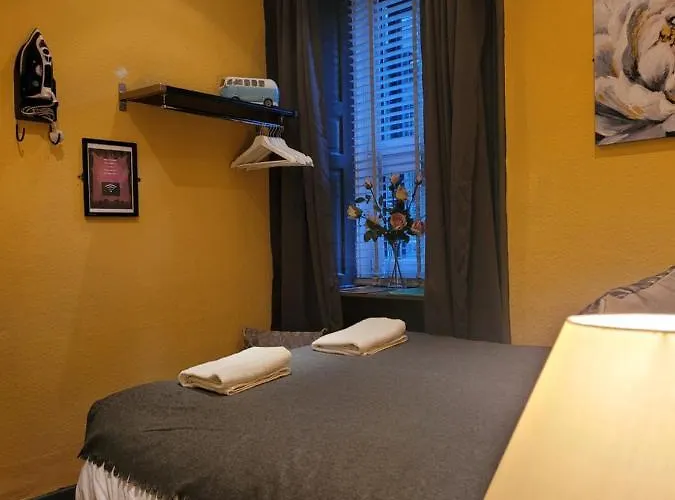 The - No 8 Guest house