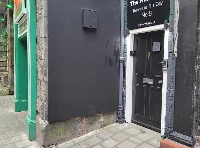 The - No 8 Guest house *