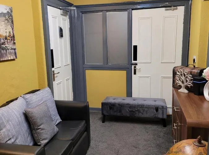 The - No 8 Guest house