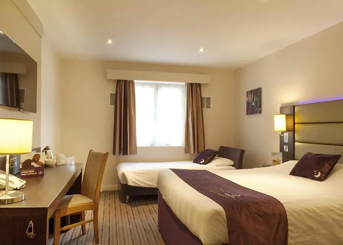 Premier A1 - Newcraighall Hotel 3*