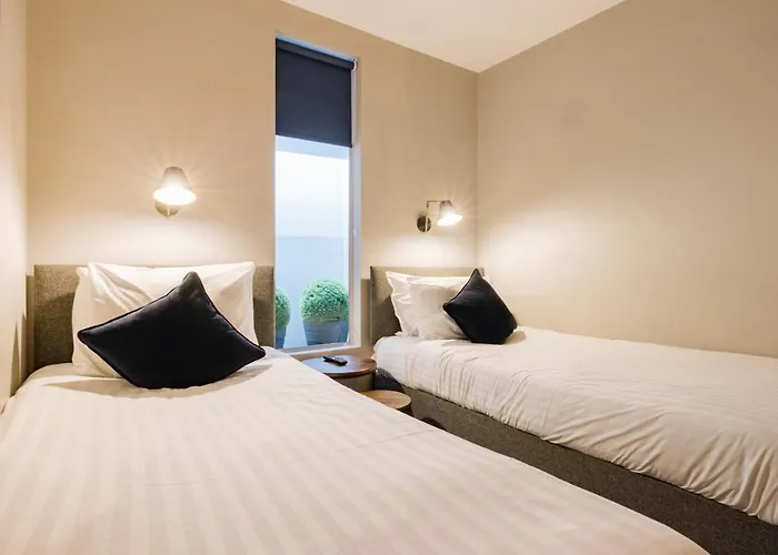 Towerbridge64 Edinburgh