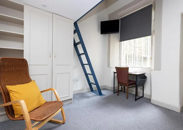 Joivy Haymarket Szálloda 3*