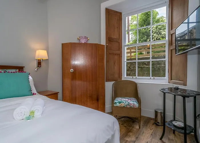 Superb 3beds House In Chic Area Of The Centre - Pass The Keys