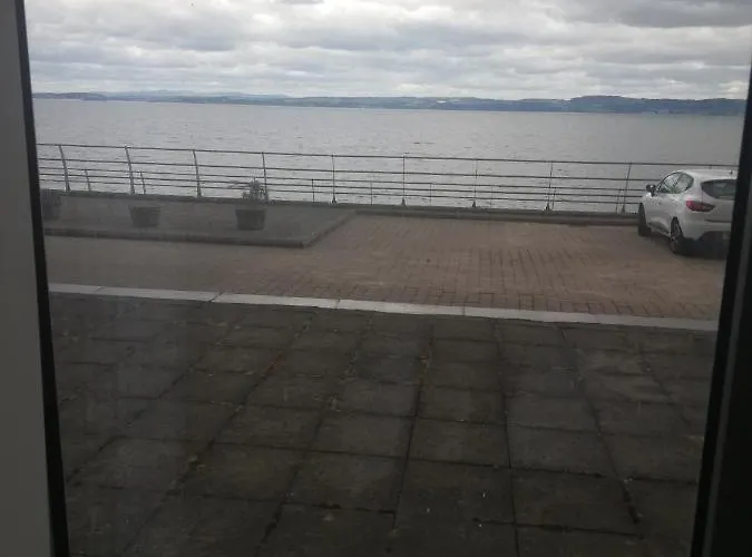 شقة Stunning Waterfront Western Harbour *