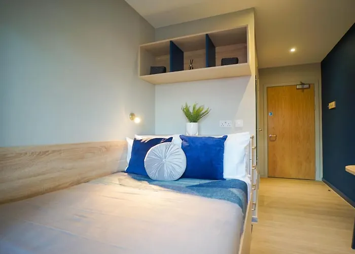 Apartment For Students Only - Straits Meadow In Centre Edinburgh