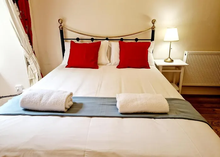 Georgian 2 Bedroom *