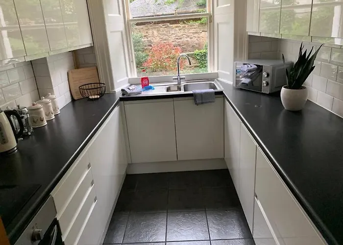 Georgian 2 Bedroom *