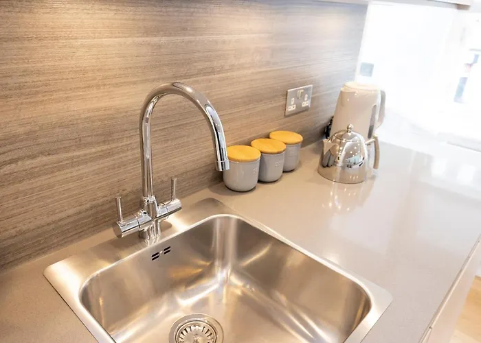 Modern 3-storey 3-bedroom Daire