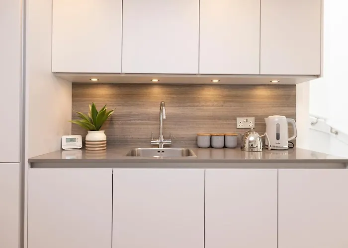 Daire Modern 3-storey 3-bedroom Edinburgh