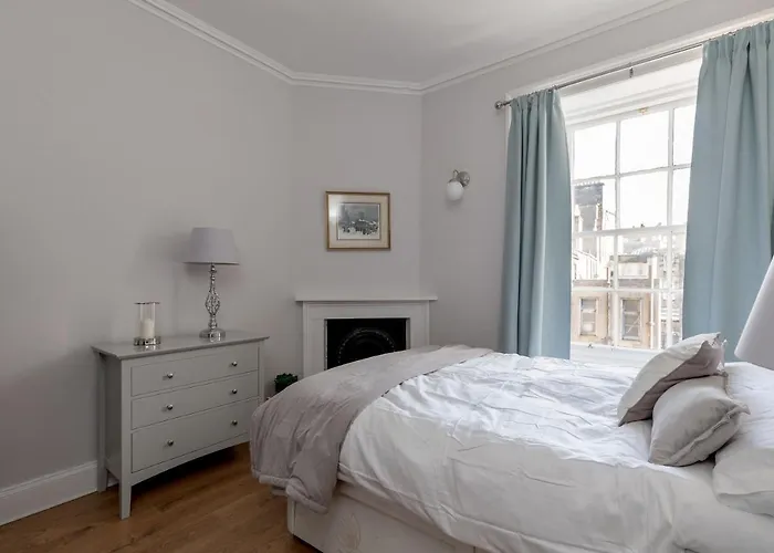 Joivy Glamorous Flat Near Centre *