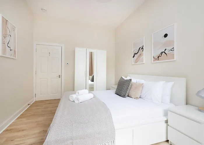 Joivy Chic Near Stockbridge Market * Edimburgo