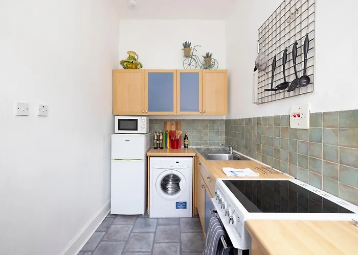 Joivy Cosy Flat In The Heart Of 爱丁堡