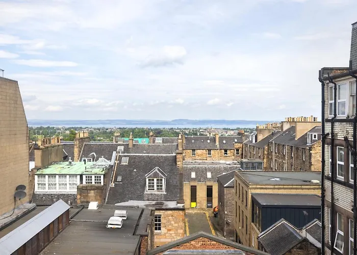 Joivy Luxury Flat Near Castle