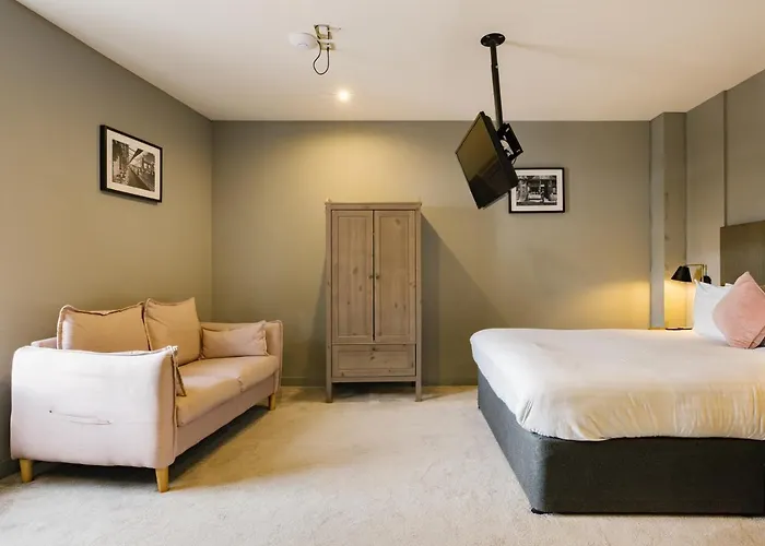 Towerbridge64 Edinburgh