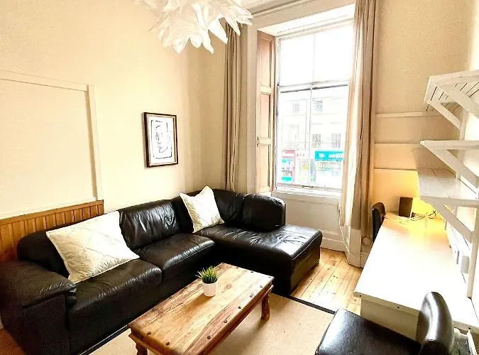 Central - Large Groups *