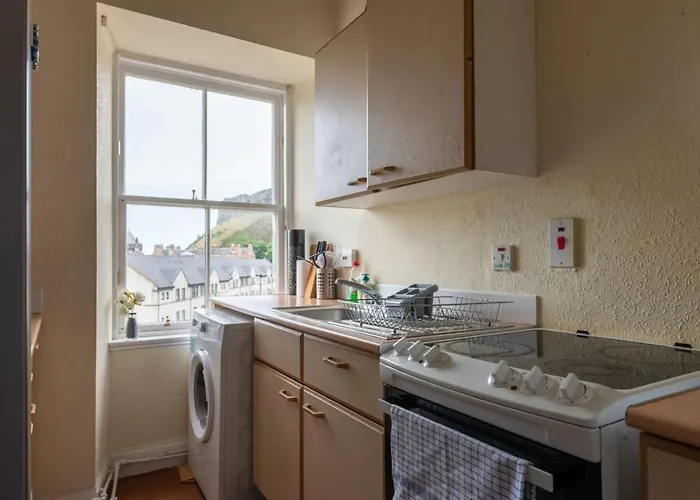 Cosy 2 Bedroom In Old Town