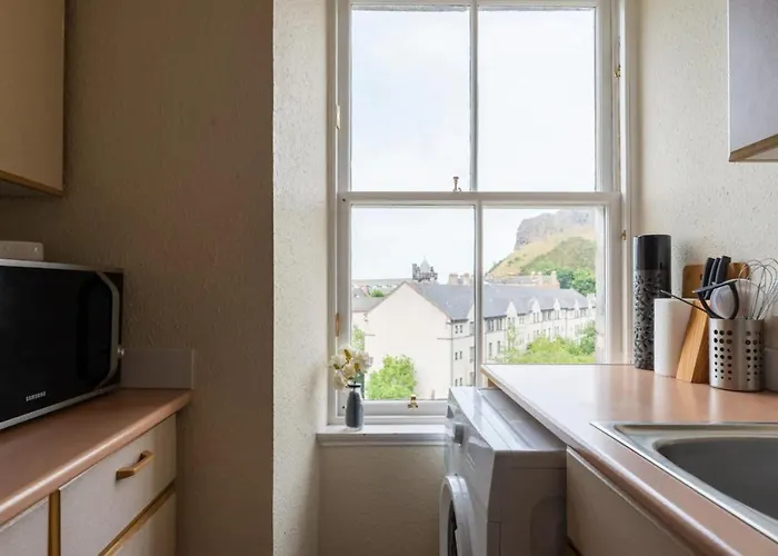 Cosy 2 Bedroom In Old Town