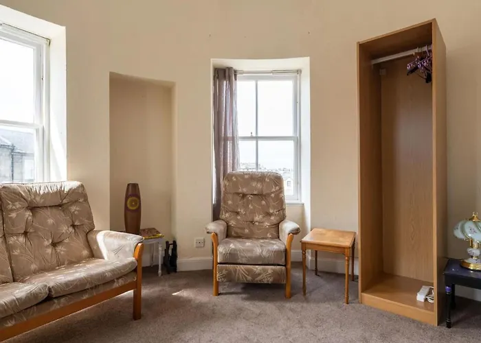 Cosy 2 Bedroom In Old Town * Edinburgh