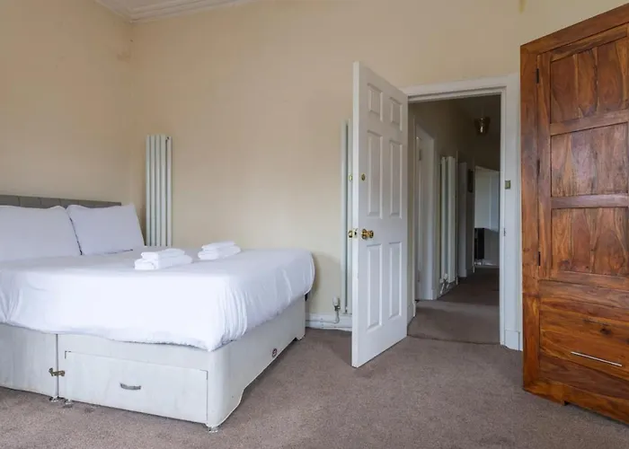 Cosy 2 Bedroom In Old Town